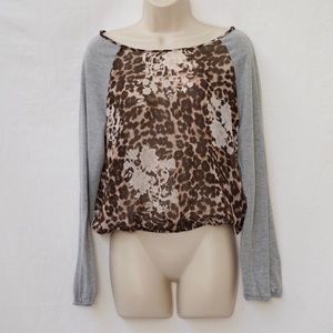 Long sleeve cheetah print top